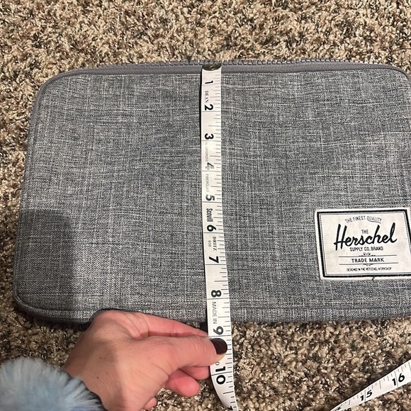 Herschel Anchor Sleeve - Picture 8 of 8